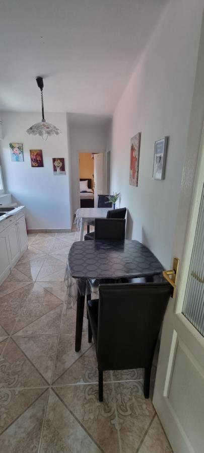 Joy Guesthouse Siófok Eksteriør bilde